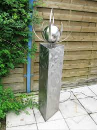Pin Von Natalie Bernard Auf Zierbrunnen Wasserkunst Garten Deko Abstrakte Skulptur