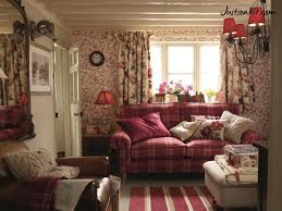 Small English Style Living Room Interior Design With Fancy Chandelier Also Red Striped Fabr Cottage Living Rooms Country Living Room French Country Living Room