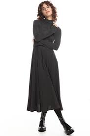 Abito in lana e cashmere svasato decorato con bolle in contrasto e scaldacollo staccabile. Abiti Materiale Lana Intrend