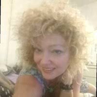 Lynne Bragg's Instagram, Twitter & Facebook