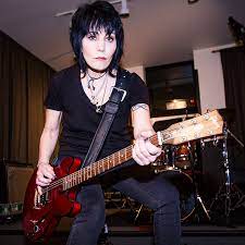 Maybe jett's style of rock and roll was out of sync with the angst ridden 90s rock scene, or maybe someone dropped the ball in promoting it, but regardless. Joan Jett Hard To Grow Up Alzheimer S Association
