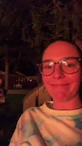 Lindsay Underhill's Instagram, Twitter & Facebook