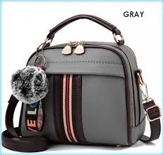 Tas cangklong wanita merupakan koleksi yang sudah harus dimiliki bagi setiap orang ,terutama bagi anda yang senantiasa selalu memperhatikan penampilan tiadak hanya sekedar hobi tapi sebuah tuntutan utk menunjang penampilan anda. Tas Selempang Wanita Branded Tas Selempang Wanita Branded Original Tas Selempang Wanita Branded Terbaru Tas Selempang Wanita B Tas Fashion Tas Pesta Tas Wanita