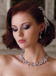 Vintage haircuts are usually short and blunt or with minimal layering. Wedding Retro Hairstyles For Medium Hair Novocom Top