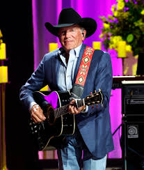 George Strait makes concert history with largest ticketed show