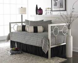Sold & shipped by homesquare. Daybeds Metal Daybed Bed Styling Pop Up Trundle Bed