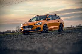 Shop ford focus st vehicles in alexandria, ky for sale at cars.com. Der Tropical Orange Ford Focus St Turnier Im Test Autofilou