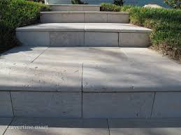 Use to create elegant transitions between pool decks and pools, and to cap the edges of architectural stairs. Ivory Travertine Pool Coping Stair Treads Modern Pool Miami By Travertine Mart Houzz
