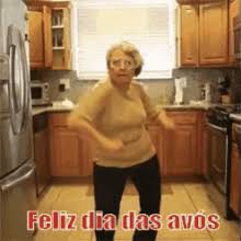 Um feliz dia dos avós com muita saudade. Feliz Dia Dos Avos Gif Diadoavo Avo Vovo Descubre Comparte Gifs