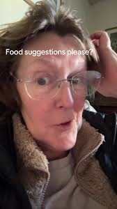 How to Whiten Bed Sheets Using Oxygen Bleach