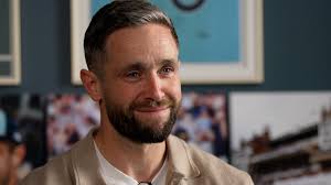 Chris Woakes reacts to England stars farewell message