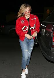 pin by 𝒩𝒾𝓃𝒶 𝒟ℴ𝓃𝓃ℯ𝓎 on g a l s in 2020 chloe grace chloe grace moretz chloe moretz