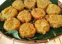 Sebagian besar resep perkedel lebih banyak memakai cara ini untuk menghaluskan perkedel. Beginilah Cara Mudah Memasak Perkedel Kentang Teruenak