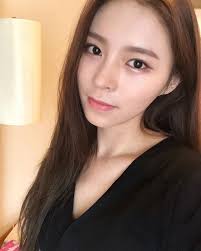 Последние твиты от elkie (@elkieting98). Elkie On Instagram Good Morning Clc Kpop Girls Korean Girl Band