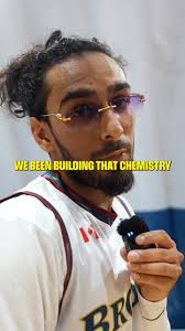 Thrashers building up the chemistry and looking for the chip 😤