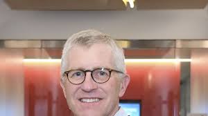 Bank Notes: More problems plaguing Wells Fargo