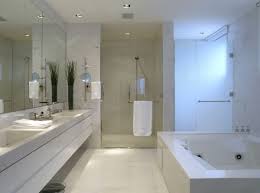 Banheiros Com Banheira De Varios Tamanhos E Estilos Banheiros Luxuosos Banheiros Modernos Banheiro De Luxo