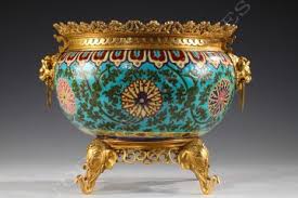 Perlele dansului dâmboviţean, balerinele de la şcoala de balet şi dans contemporan happy dance academy târgovişte, coordonate de prof. L Escalier De Cristal Parisian Firm Famous For Its Decorative Objects Combining Crystal And Bronze