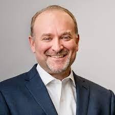 Clifton Kramer's Instagram, Twitter & Facebook