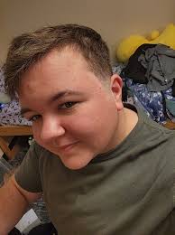 Non-binary actor based in Massachusetts