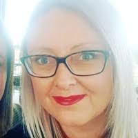 Karen Gilmer's Instagram, Twitter & Facebook