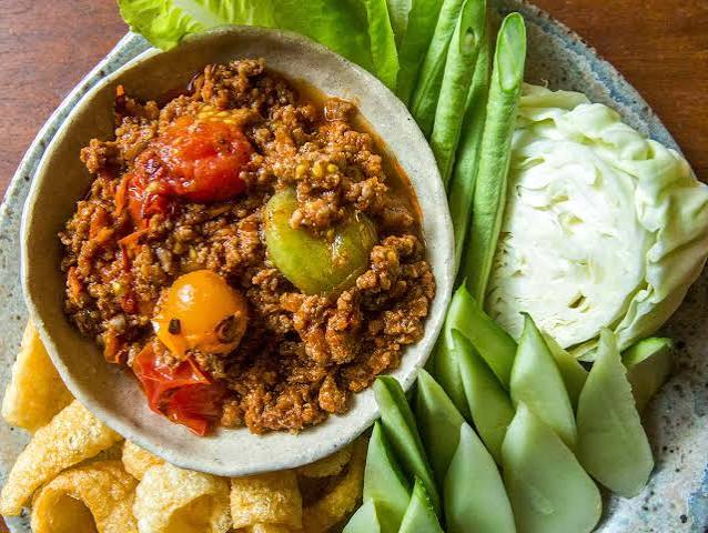 Nam Prik Aong