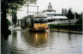 Erfahren sie hier alles über den hochwasserschutz, vorsorgende maßnahmen und den aktuellen pegelstand. Aus Dem Archiv Sti Thun Nr 24 Be 419 024 Volvo R J Ex Sat Thun Nr Bus Bild De