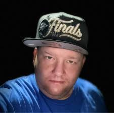 Floyd Cohen's Instagram, Twitter & Facebook