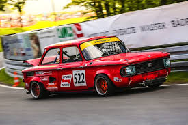 In the 1950s, nsu had been the world's largest manufacturer of motorcycles, but had moved on to produce small cars like the nsu prinz, the tt and tts versions of which are still popular as vintage race cars. Nsu Tt Ein Fliegengewicht Im Renneinsatz Oldtimer Veranstaltungen