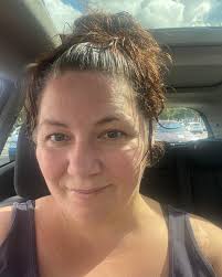 Not a gripe or moan but not sure where else to put it. Just want to say  thank you to a lovely lady I met in the pool today. She was very