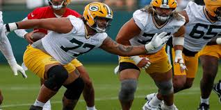 Jordan Morgan, Rasheed Walker competing for Packers left tackle job