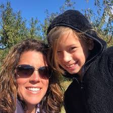 Jeannine Cobb's Instagram, Twitter & Facebook