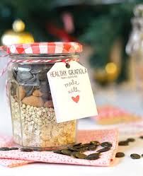 Un Kit Gourmand A Offrir 5 Recettes A Faire Dans Un Bocal En Verre Cadeaux Gourmands Bocaux De Cadeaux Idee Cadeau Noel
