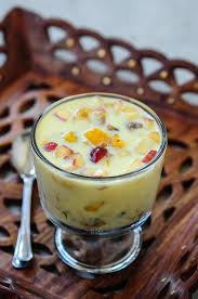 Voeg eventueel extra water toe als de saus nog te dik is. Recept Kastart Saus Coconut Milk Custard Vegan Custard Sauce Video Grill Recept Van Sambal Goreng Telor Indische Eieren In Pikante Saus