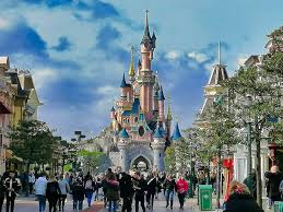 Walt disney travel company discover the magic at walt disney world, disneyland paris and onboard with two magical parks and a host of imaginatively themed hotels, disneyland paris is an. Disneyland Paris Tickets Paris Ausflug De