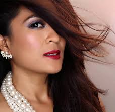 The MAC Heirloom Mix Collection: For the Cool, Glitter-Loving Ladies of the  Royal Court