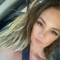 Summer Hileman's Instagram, Twitter & Facebook