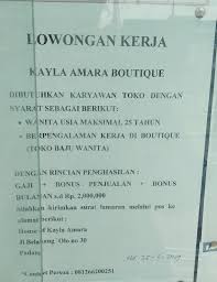 Untuk melamar pekerjaan di bank, maka anda harus menyiapkan beberapa berkas seperti. Lowongan Kerja Padang Karyawan Boutique Adsanjaya