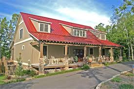 If a red roof feels dated, opting for a darker gray or black for the roof and trim colors would make this house match the modern farmhouse vibe that is so popular these days. Top Reasons To Choose A Metal Roof For Your Next Home