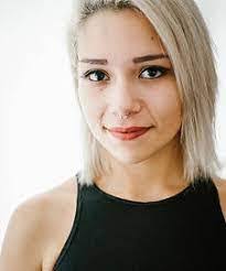 Nikki Renfroe's Instagram, Twitter & Facebook