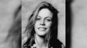 What's Grammy winner and female vocalist Rickie Lee Jones reading?