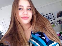 Córka anny przybylskiej i jarosława bieniuka opowiedziała o tym, jak poradziła sobie z. Oliwia Bieniuk Skonczyla 16 Lat Bieniuk Pokazal Zdjecie Z Anna Przybylska Newsy Polki Pl