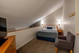 4429 sundial pl, whistler, bc, v8e 1g8, canada. Whistler Village Inn And Suites Pet Policy
