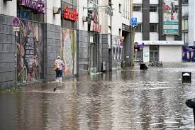 Die stadt wuppertal rechnet nach dem vielen regen nicht vor donnerstagnachmittag mit einem 09:33 uhr: Hr5d18ipg4km4m