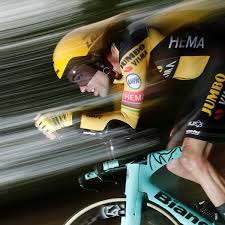 Après s'être révélé en gagnant le giro 2017, le. Do I Still Want To Be A Rider Tom Dumoulin Takes Break From Cycling Cycling The Guardian