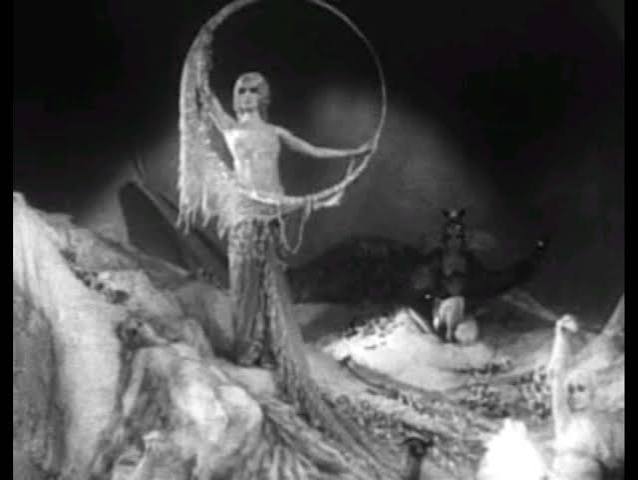 Glorifying the American Girl (1929) - FilmFanatic.org