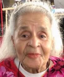 Gloria Lipscomb's Instagram, Twitter & Facebook