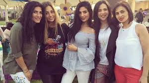 حسن الرداد تذكر والده الراحل نبيل الرداد، في الذكرى الـ17 لرحيله، ونشر صور نادرة لوالده على حسابه بانستقرام، ووجه إليه رسالة مؤثرة في ذكرى رحيله. Ø§Ù„Ø£Ù‚Ø¨Ø§Ø· Ù…ØªØ­Ø¯ÙˆÙ† ØµÙˆØ±Ø© Ø¬Ø¯ÙŠØ¯Ø© Ù„Ø¥ÙŠÙ…ÙŠ Ø³Ù…ÙŠØ± ØºØ§Ù†Ù… ØªÙƒØ´Ù ØªØºÙŠØ± Ù…Ù„Ø­ÙˆØ¸ ÙÙŠ Ø´ÙƒÙ„Ù‡Ø§ Ø¨Ø¹Ø¯ Ù…Ø±Ø¶Ù‡Ø§