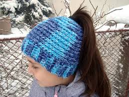 Goodreads book reviews & recommendations: Crochet Pattern Messy Bun Hat Or Ponytail Beanie Winter Hat For Runners Running Cap For Women