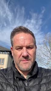 Lisa Grimsley's Instagram, Twitter & Facebook